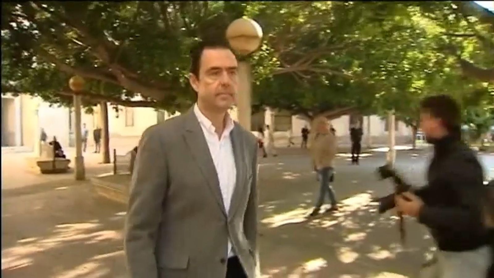 Miguel López seurà al banc dels acusats per l'assassinat de la seua sogra viuda de l'expresident de la CAM, Vicente Sala.