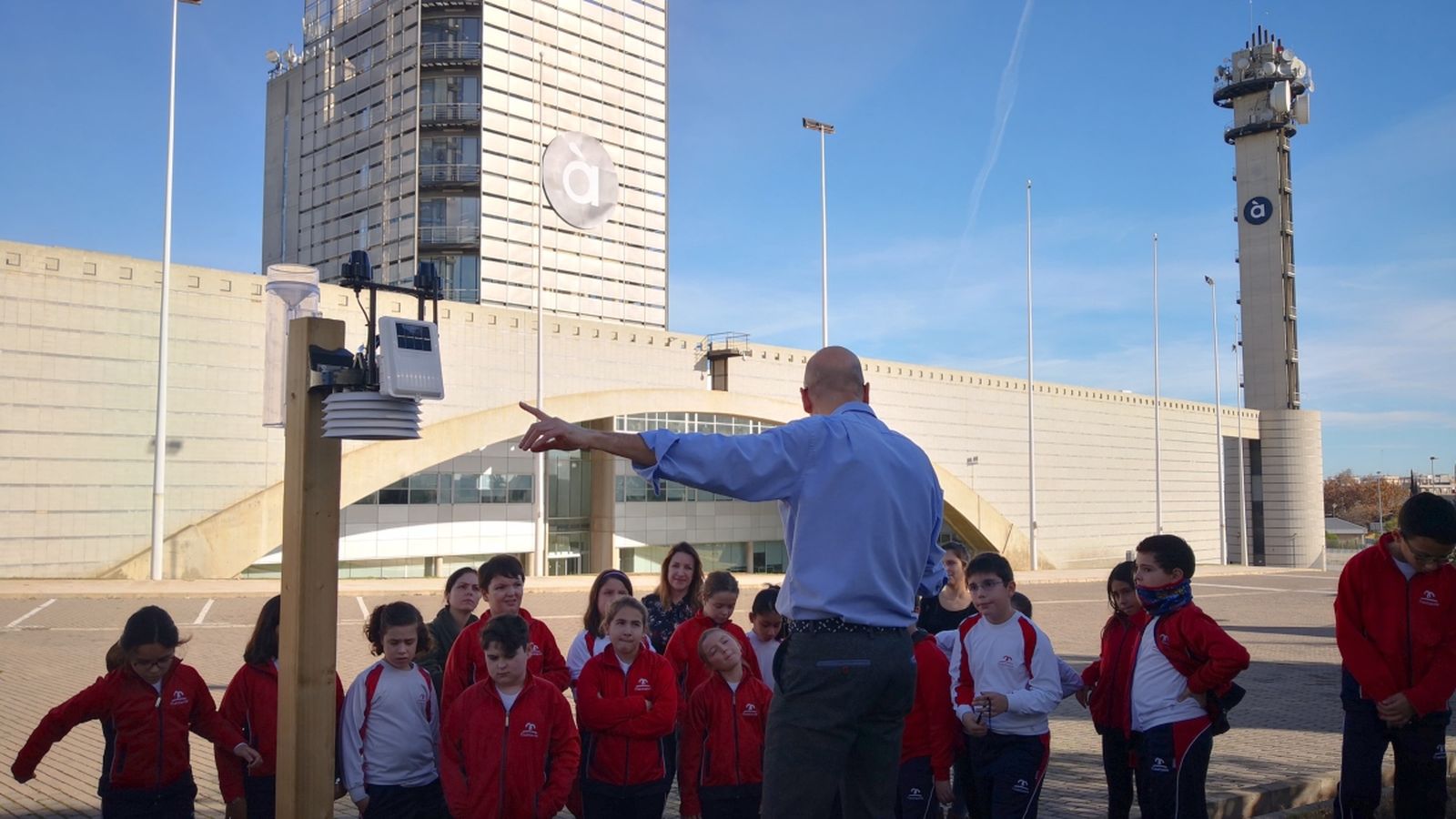 Alumnat del Col·legi Claret visita À Punt Mèdia
