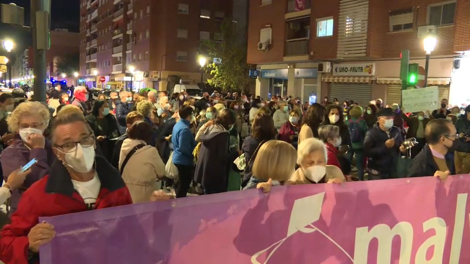 El veïnat del barri de la Malvarrosa, a València, es mobilitza contra les drogues i per un barri digne