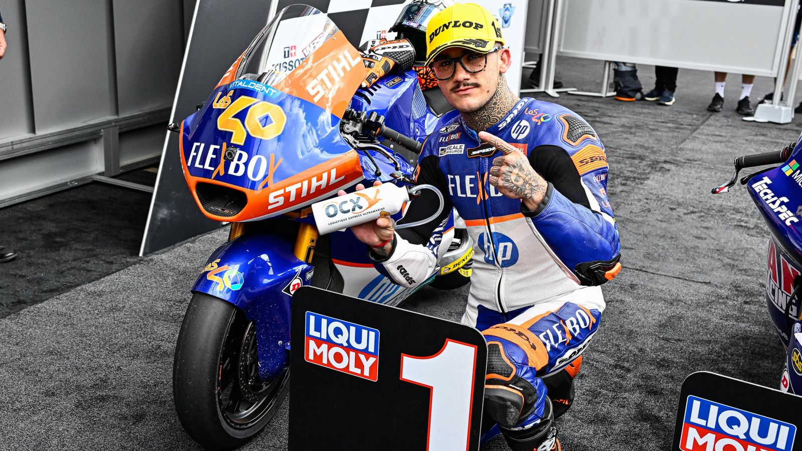 Arón Canet celebra la 'pole position' al Gran Premi de Portugal