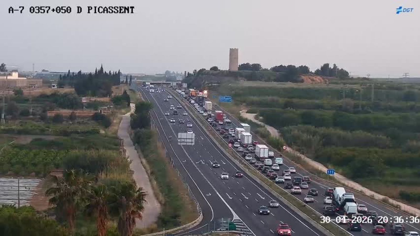 L'A-7 a Picassent, totalment congestionada este dijous de vesprada