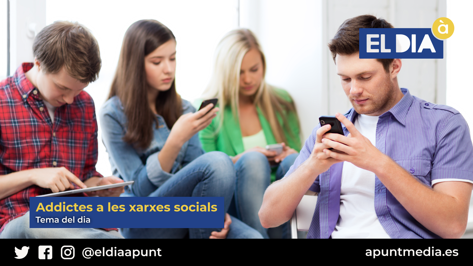 Addictes a les xarxes socials ok