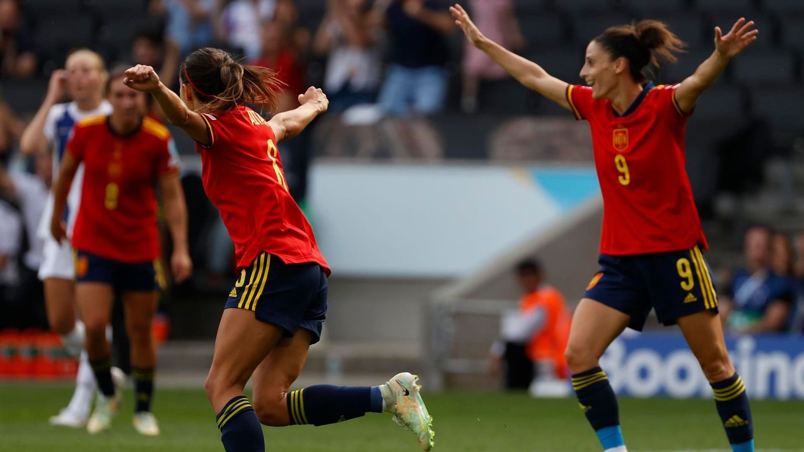 Aitana celebra un dels gols