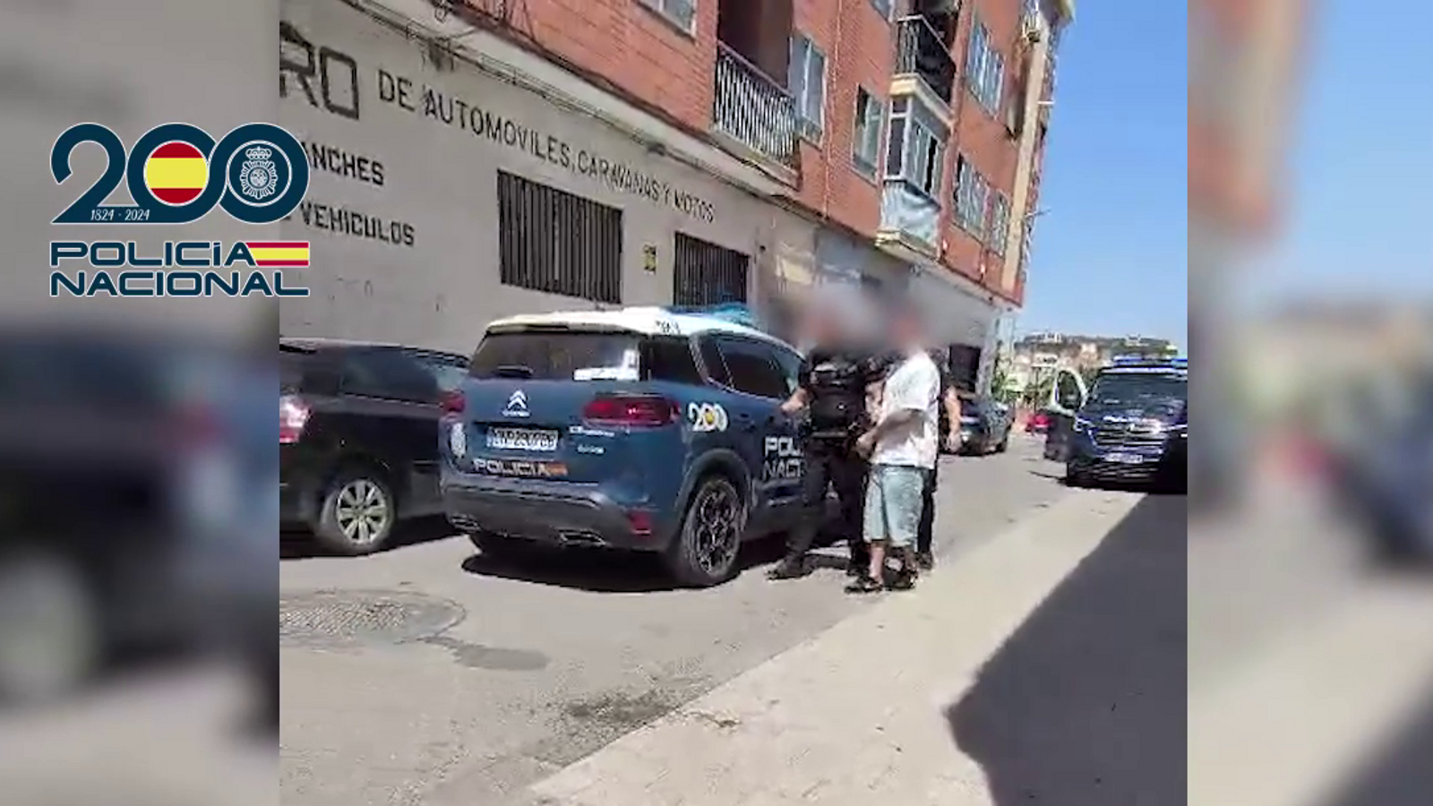 Moment de la detenció d'un dels líders de la xarxa