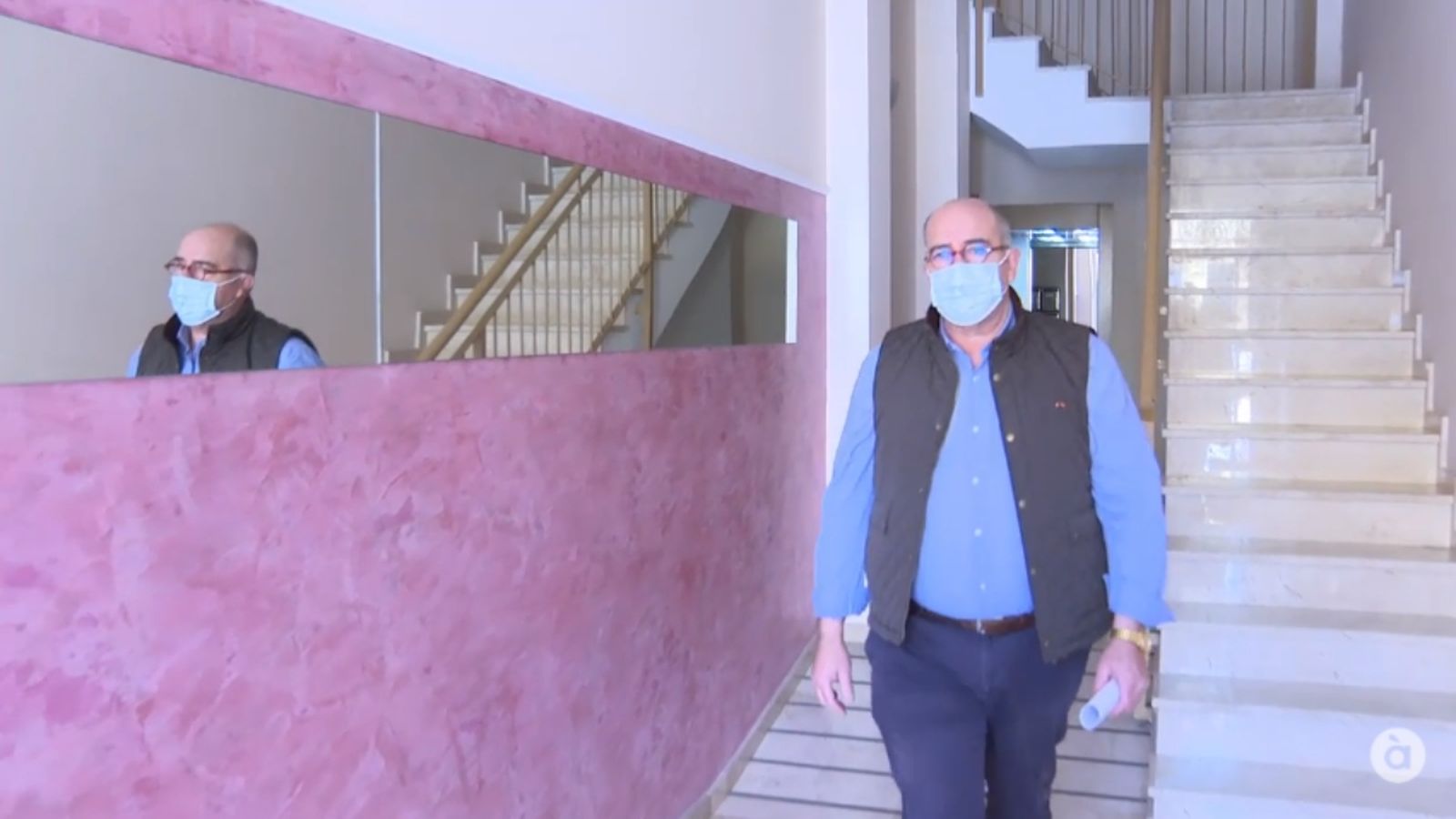 José Santotomás, administrador d'aquesta finca a Montserrat