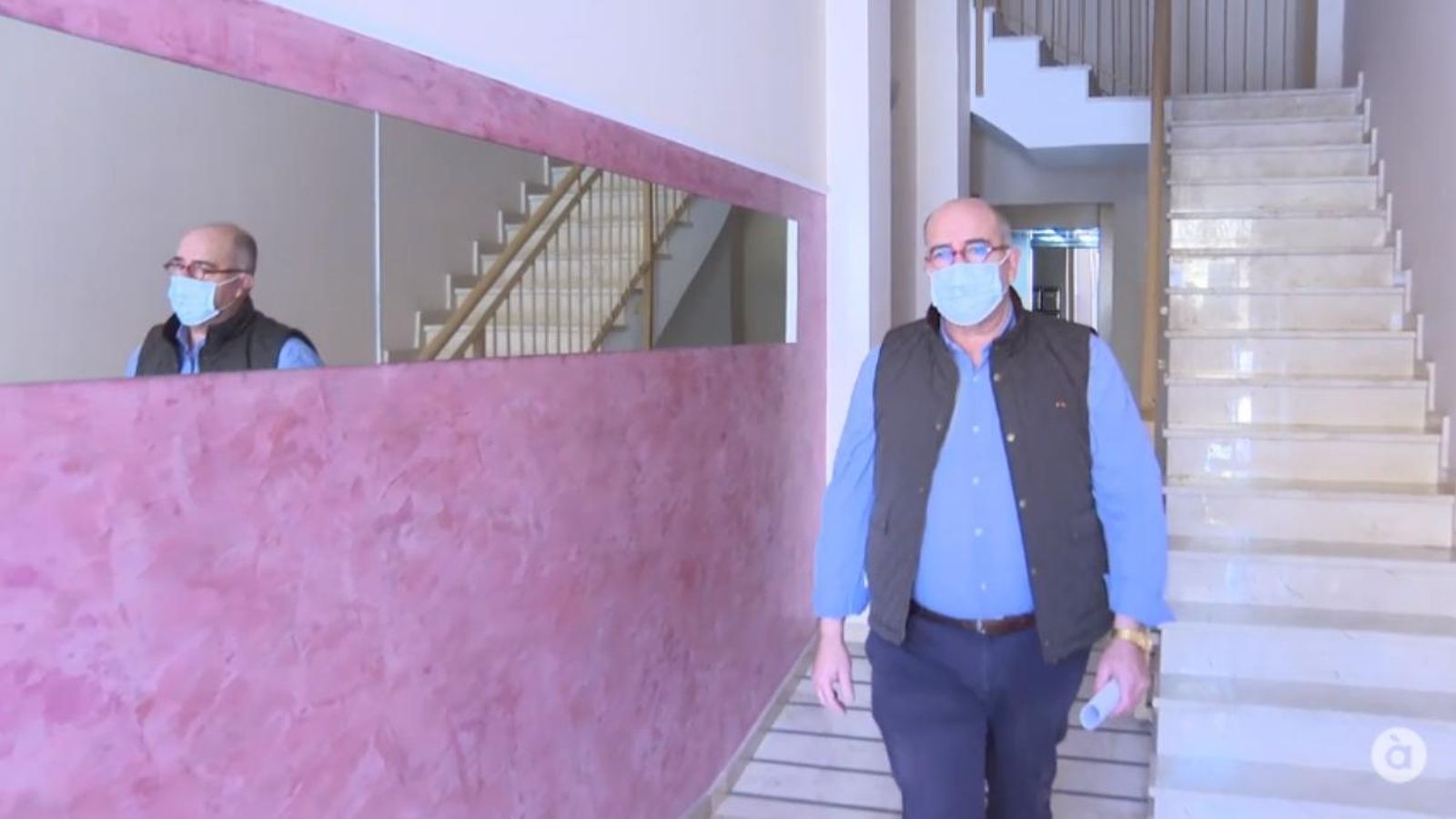 José Santotomás, administrador d'aquesta finca a Montserrat