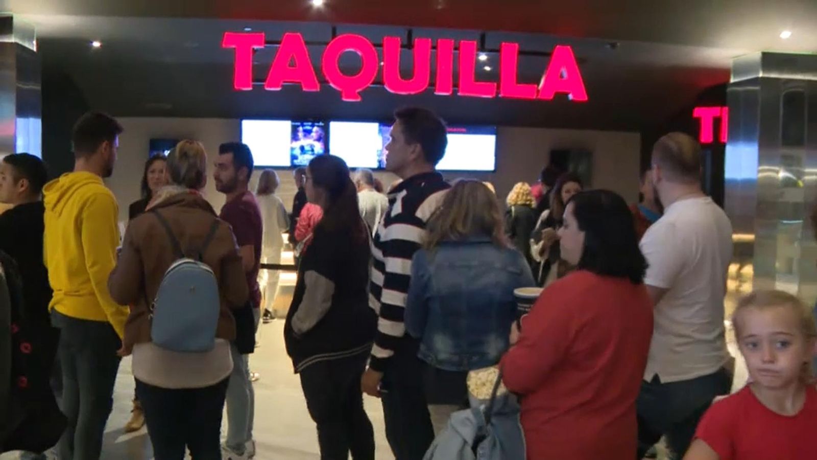 “Depenent del temps que dure la crisi tornaran a obrir les sales de cine o no”