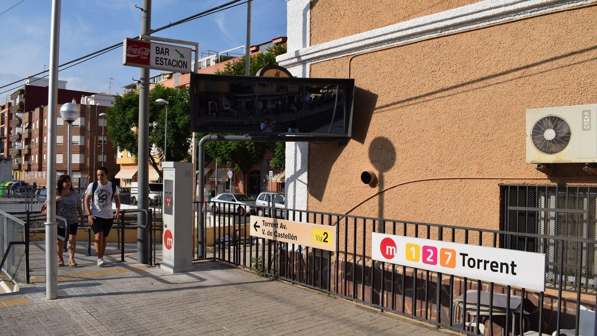 Parada de metro de Torrent, en una imatge d'arxiu Restablida la circulació entre València Sud i Torrent AV