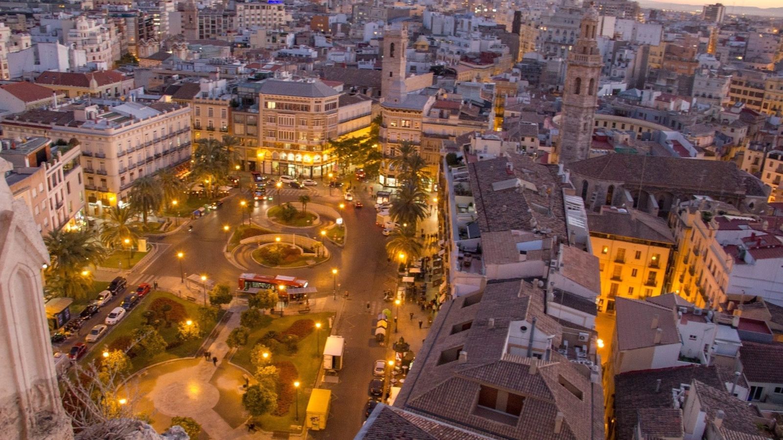 Imatge aèria de la plaça de la Reina de València
