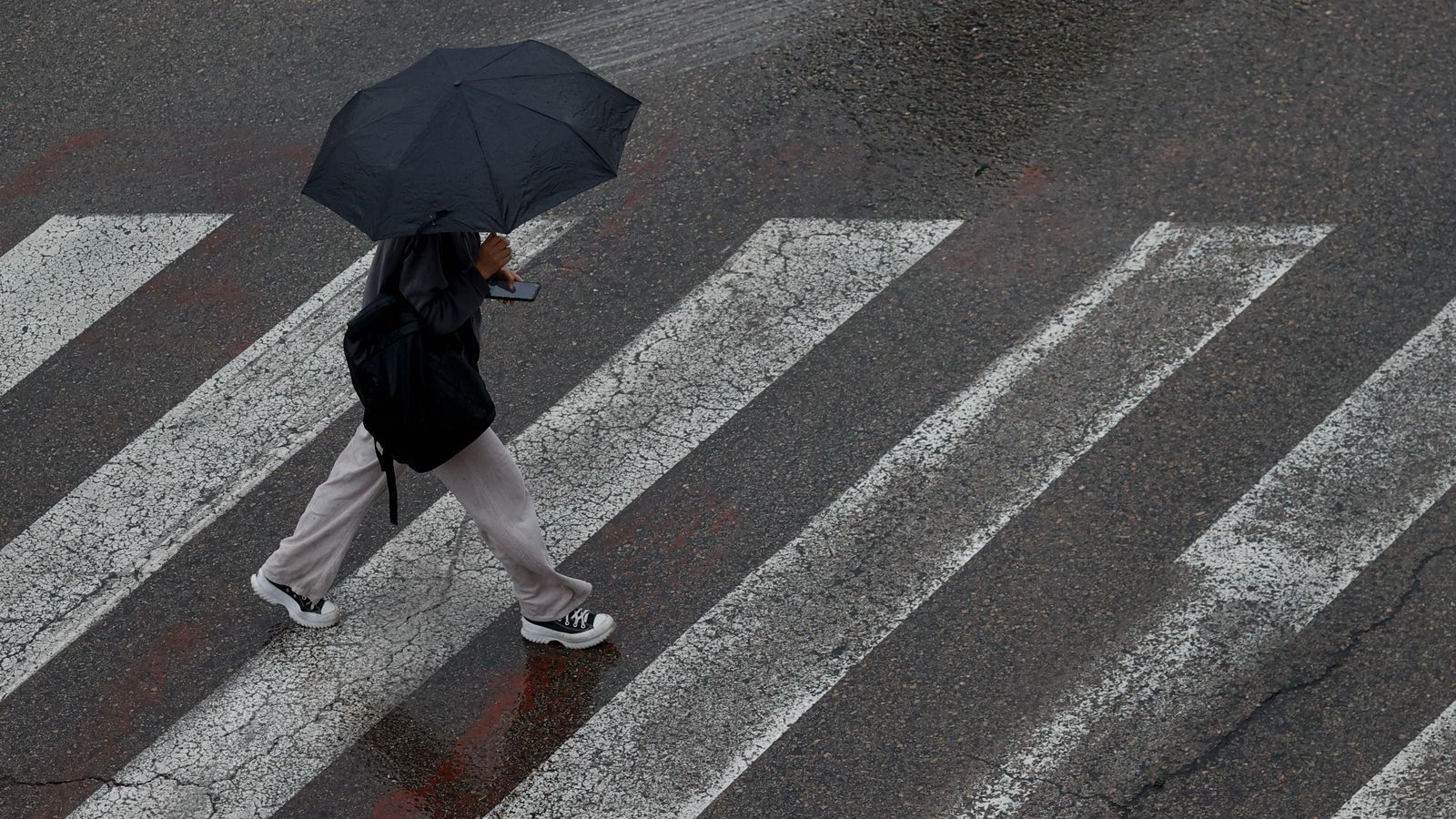 Les pluges cauran aquest dilluns en la meitat sud del territori, però s'espera que s'intensifiquen dimarts i dimecres