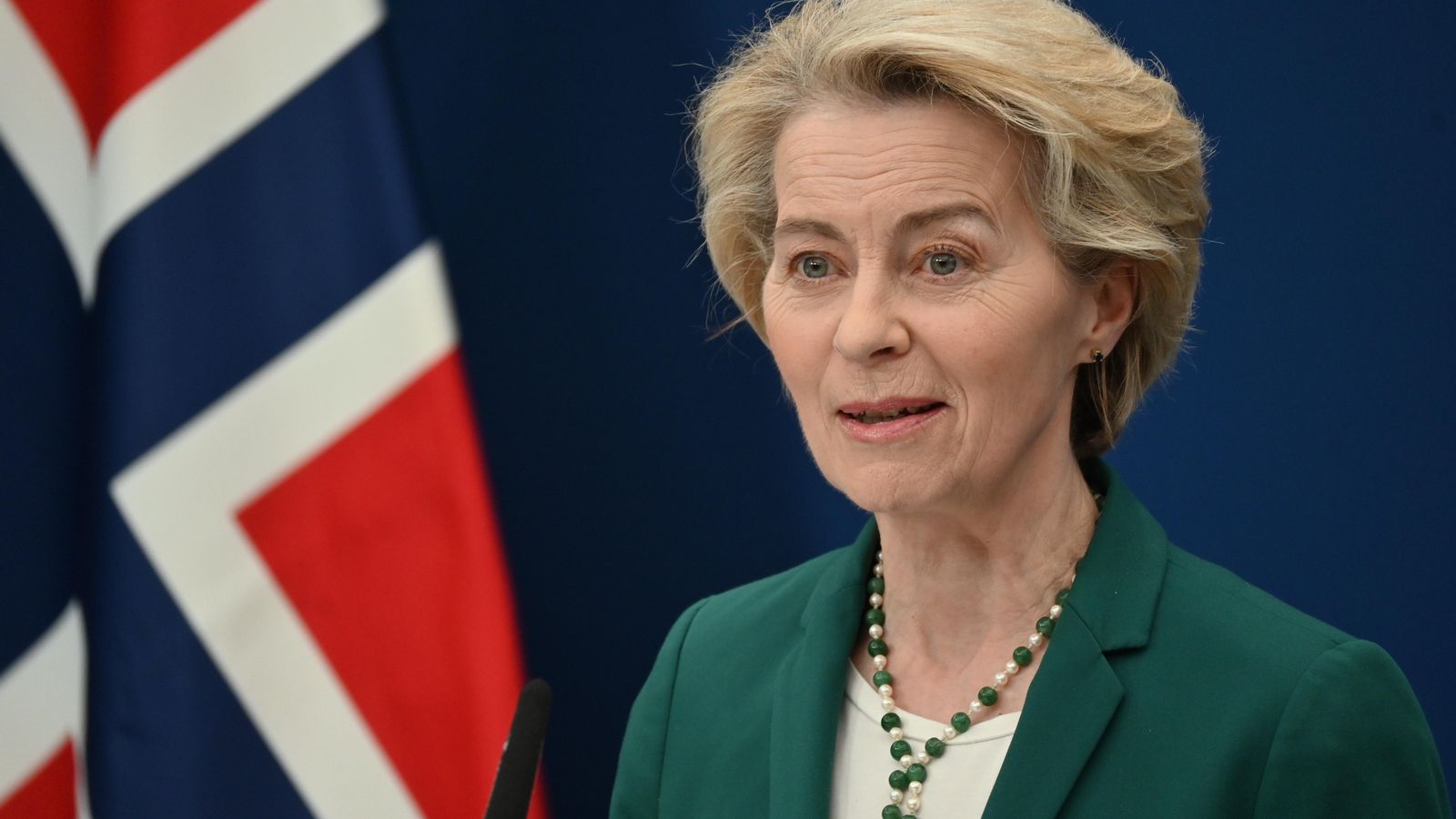 Úrsula Von der Leyen durant l'anunci de l'oferta als EUS dels aranzels zero per zero