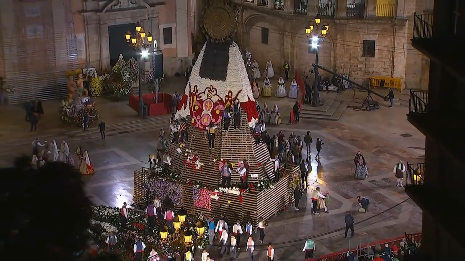 Ofrena Falles 21:00 - 22:00