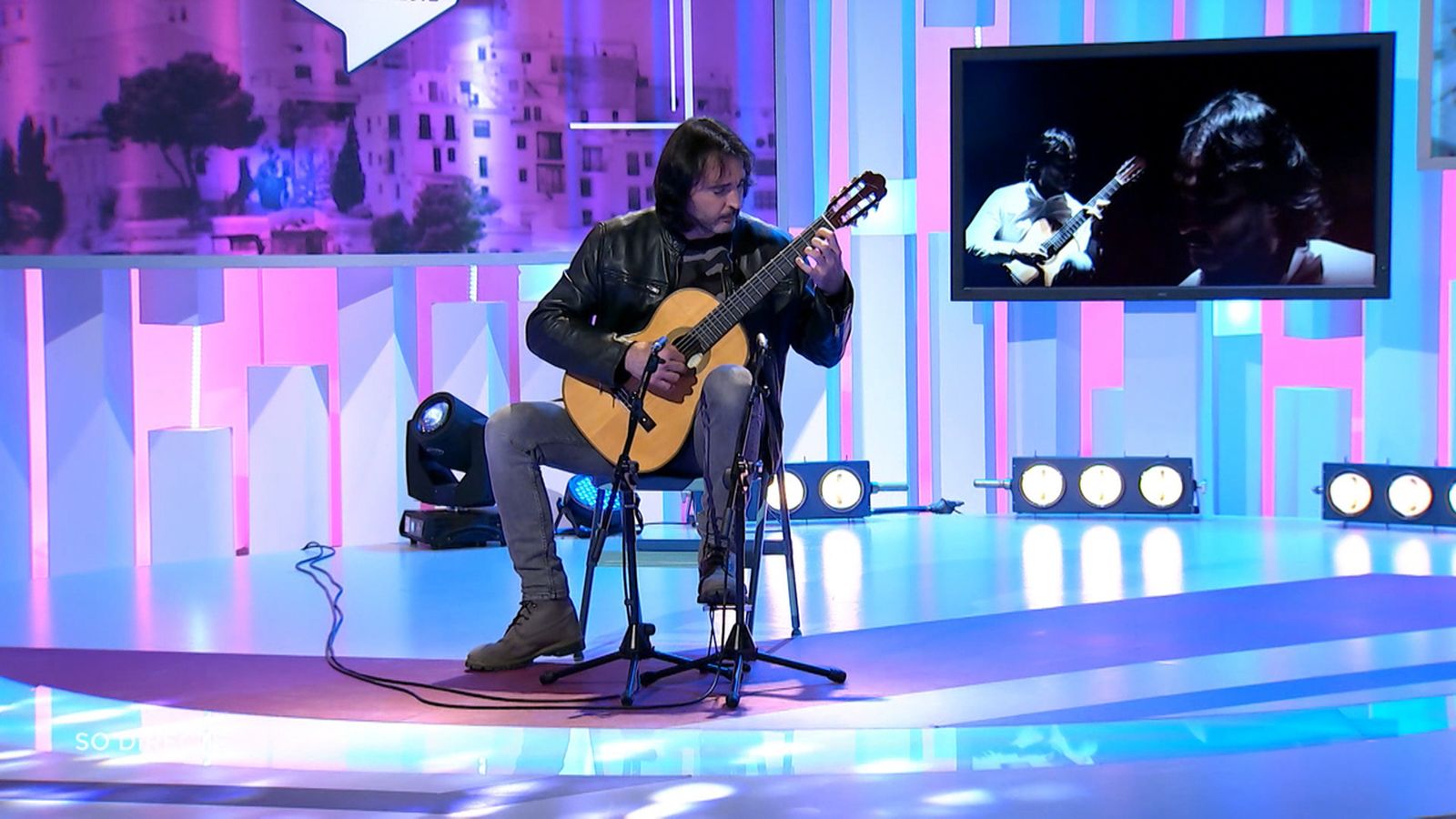 El guitarrista Toni Cotolí