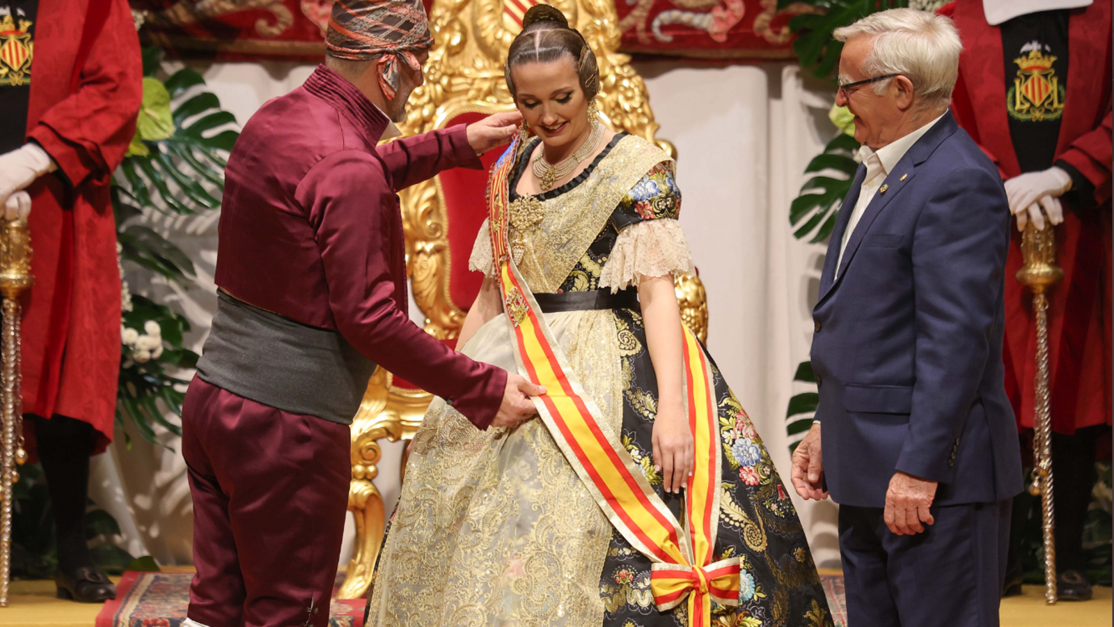 Laura Mengó, fallera major de València 2023