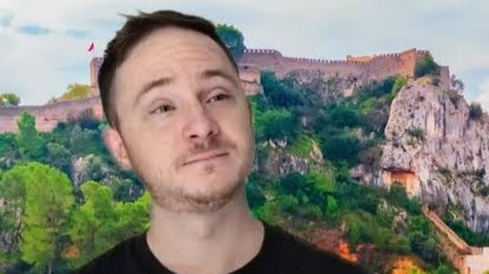 Kevin a una imatge de les seues xarxes com a influencer