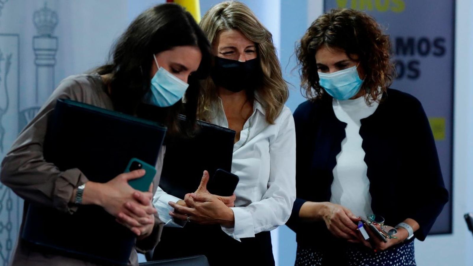 Les ministres d'Igualtat, Treball i Hisenda, després de la compareixença que han oferit després del Consell de Ministres d'aquest dimarts