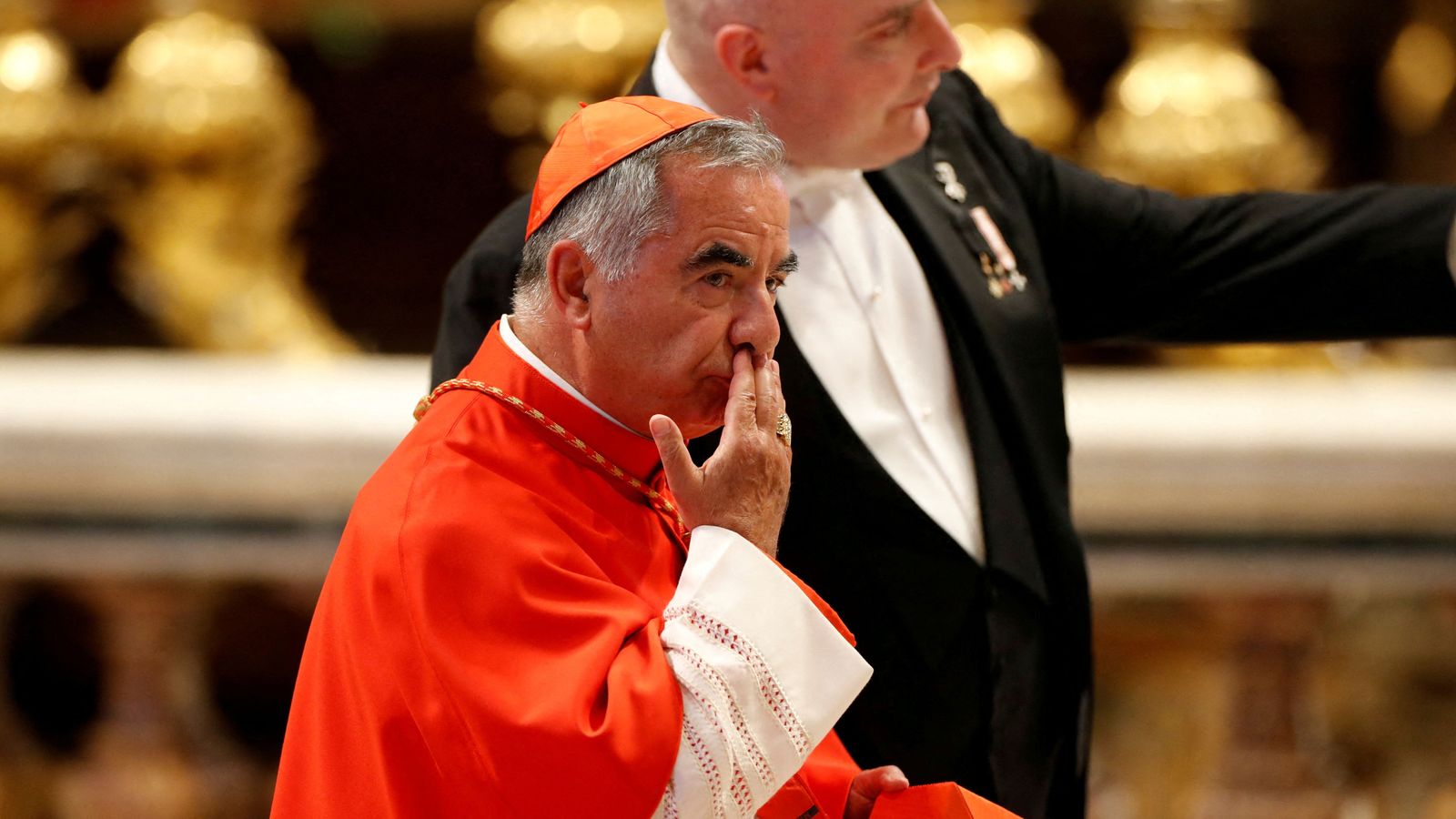 El cardenal Angelo Becciu en una foto d'arxiu
