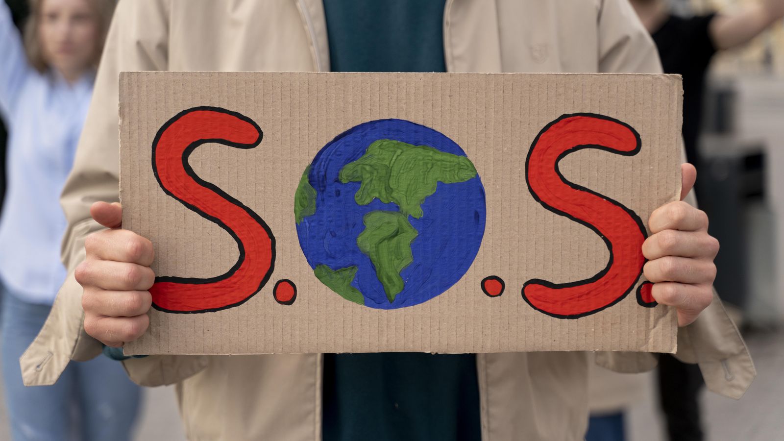 Una protesta sobre el canvi climàtic en una imatge d'arxiu