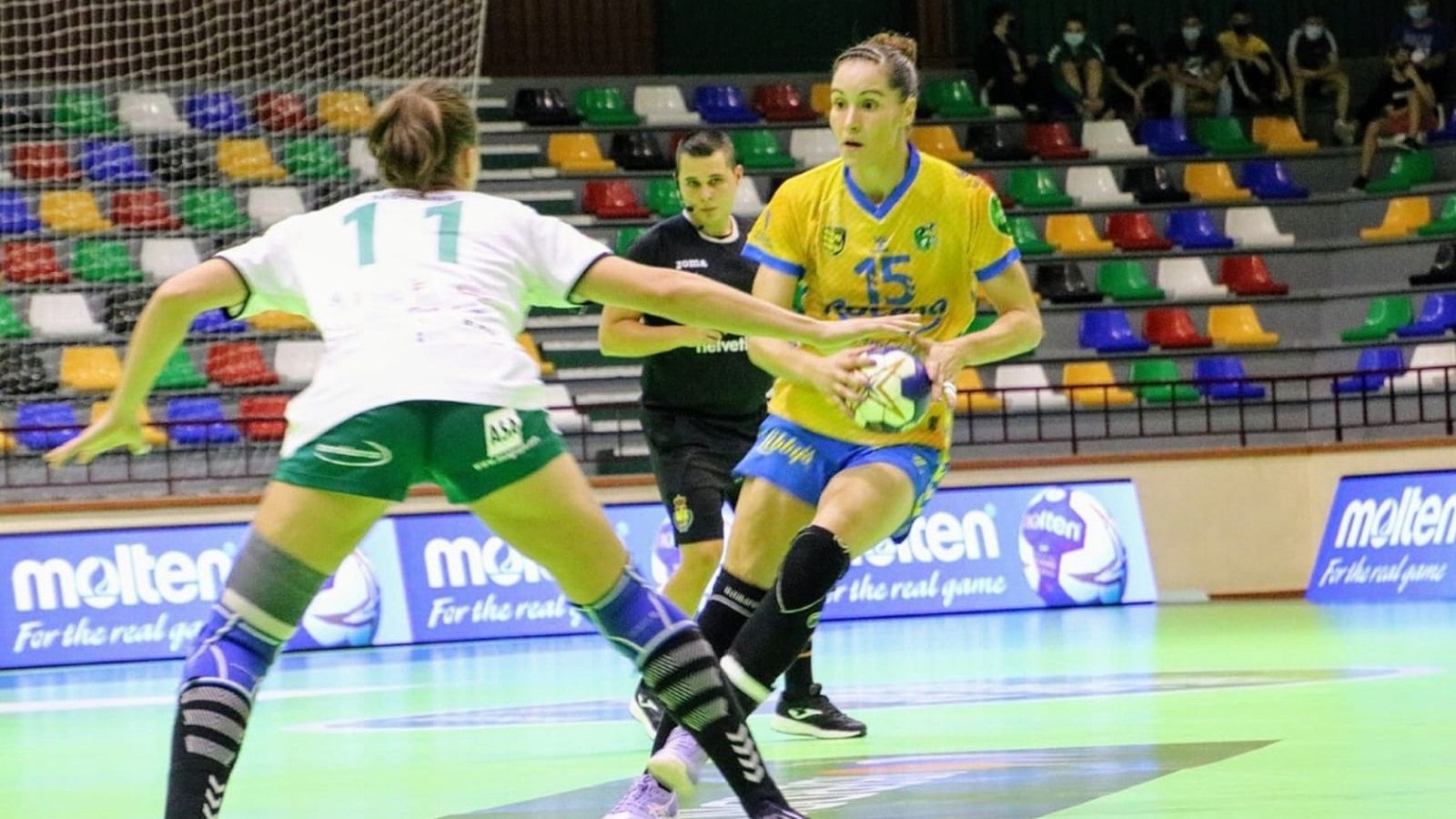 Derrotes per al Morvedre i per a l’Elx en handbol