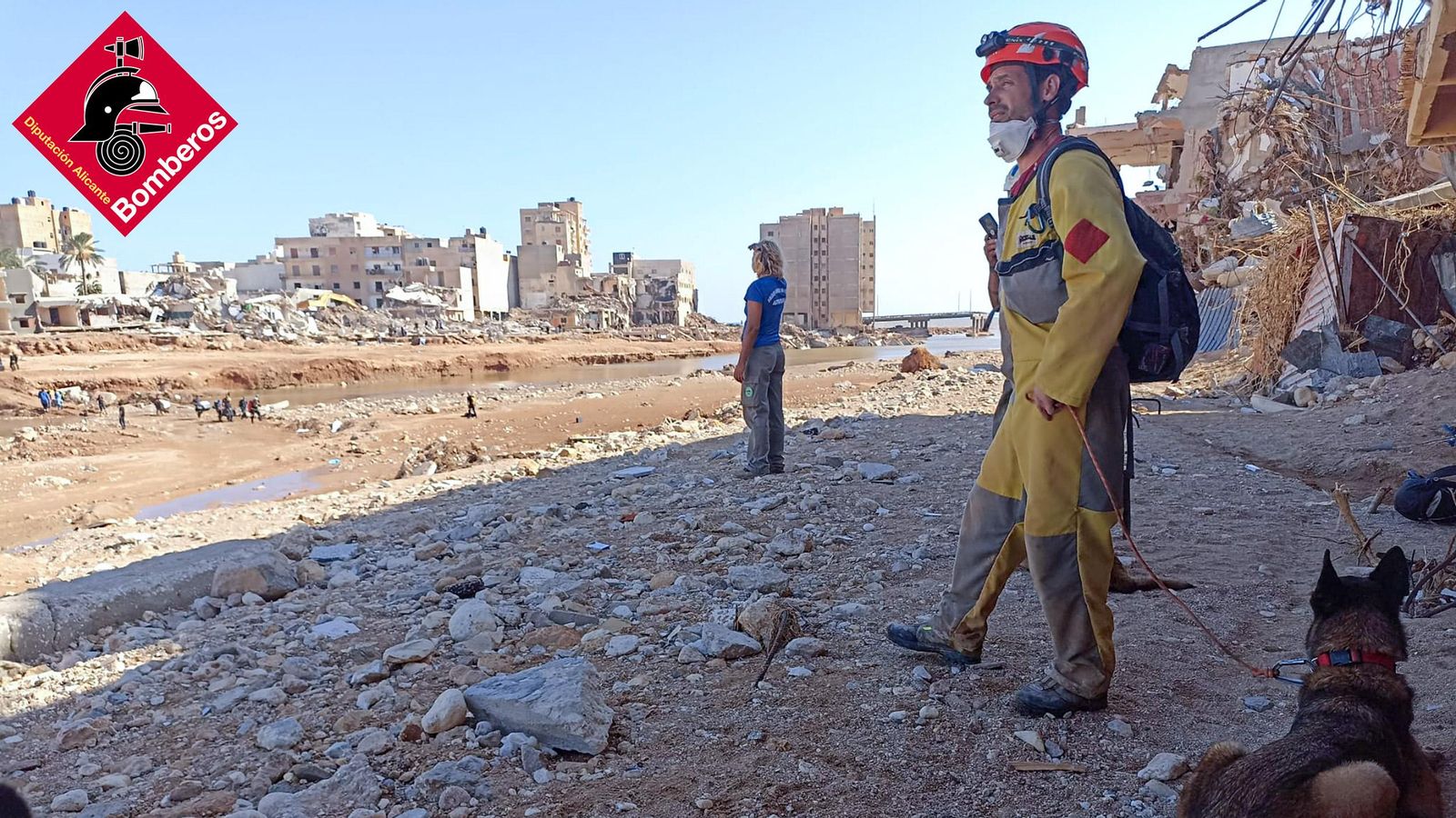 Membre del Grup Especial de Rescat (GER) a Derna, Líbia