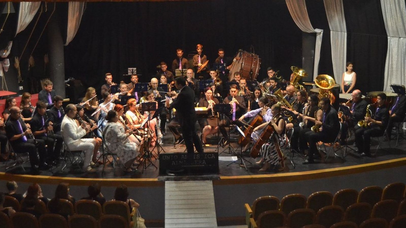 17.11.2019 | De banda a banda