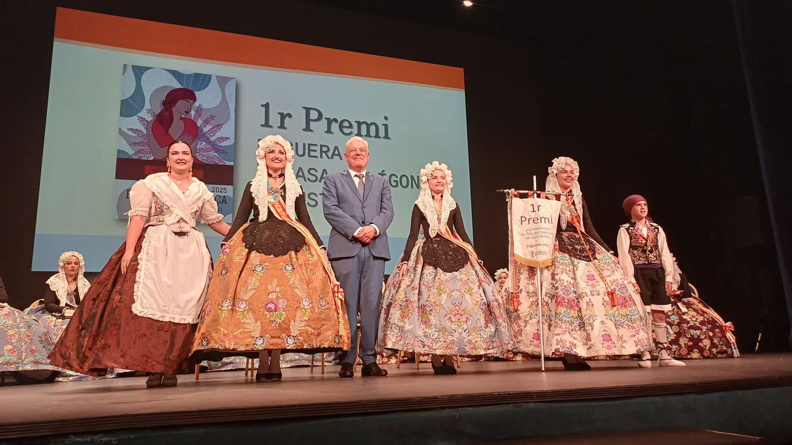 Entrega de premis de llibret de fogueres i barraques 2025