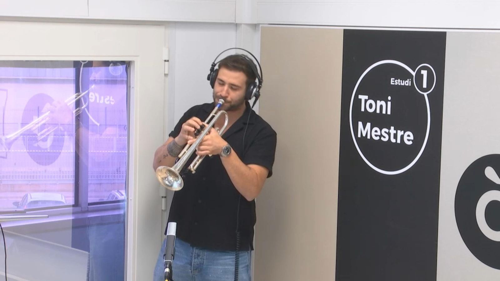 11.09.2024 | Música en directe amb  el trompetista Rubén Simeó