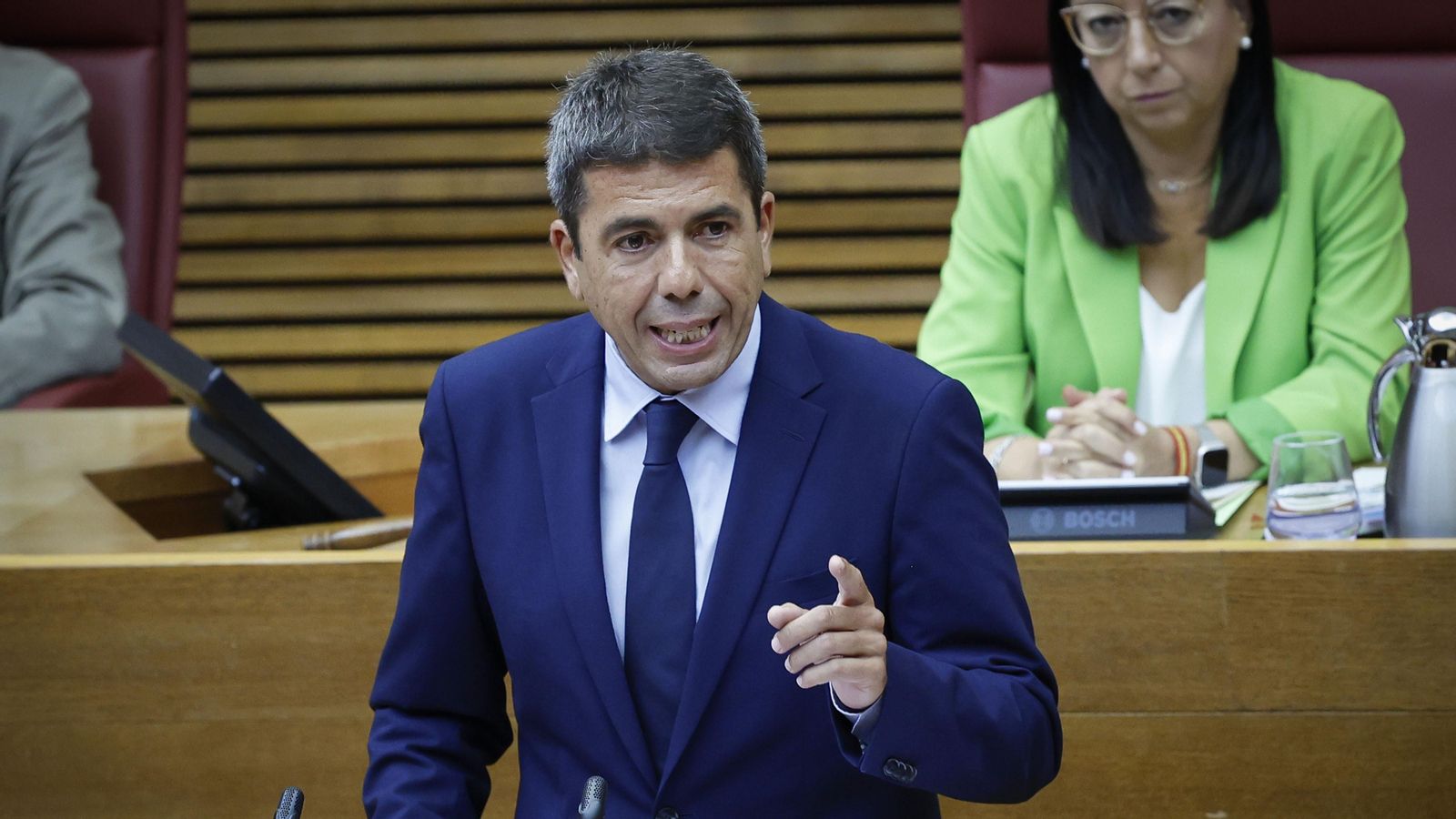 Mazón, durant el discurs del debat de política general este dimecres en Les Corts