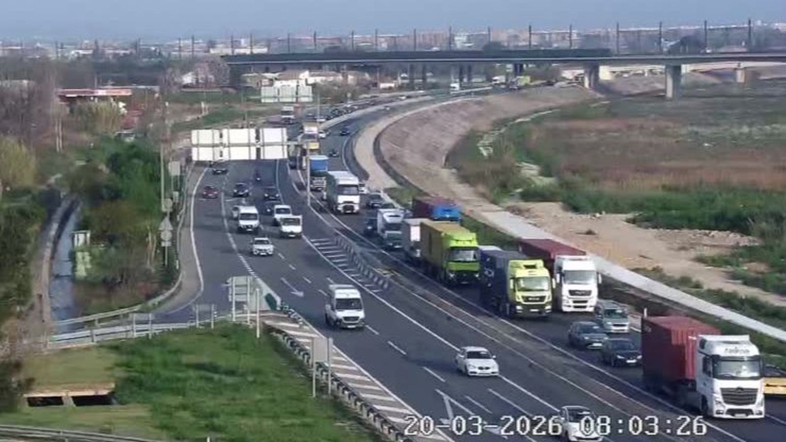 Retenció que presentava V-30 en sentit cap al port de València