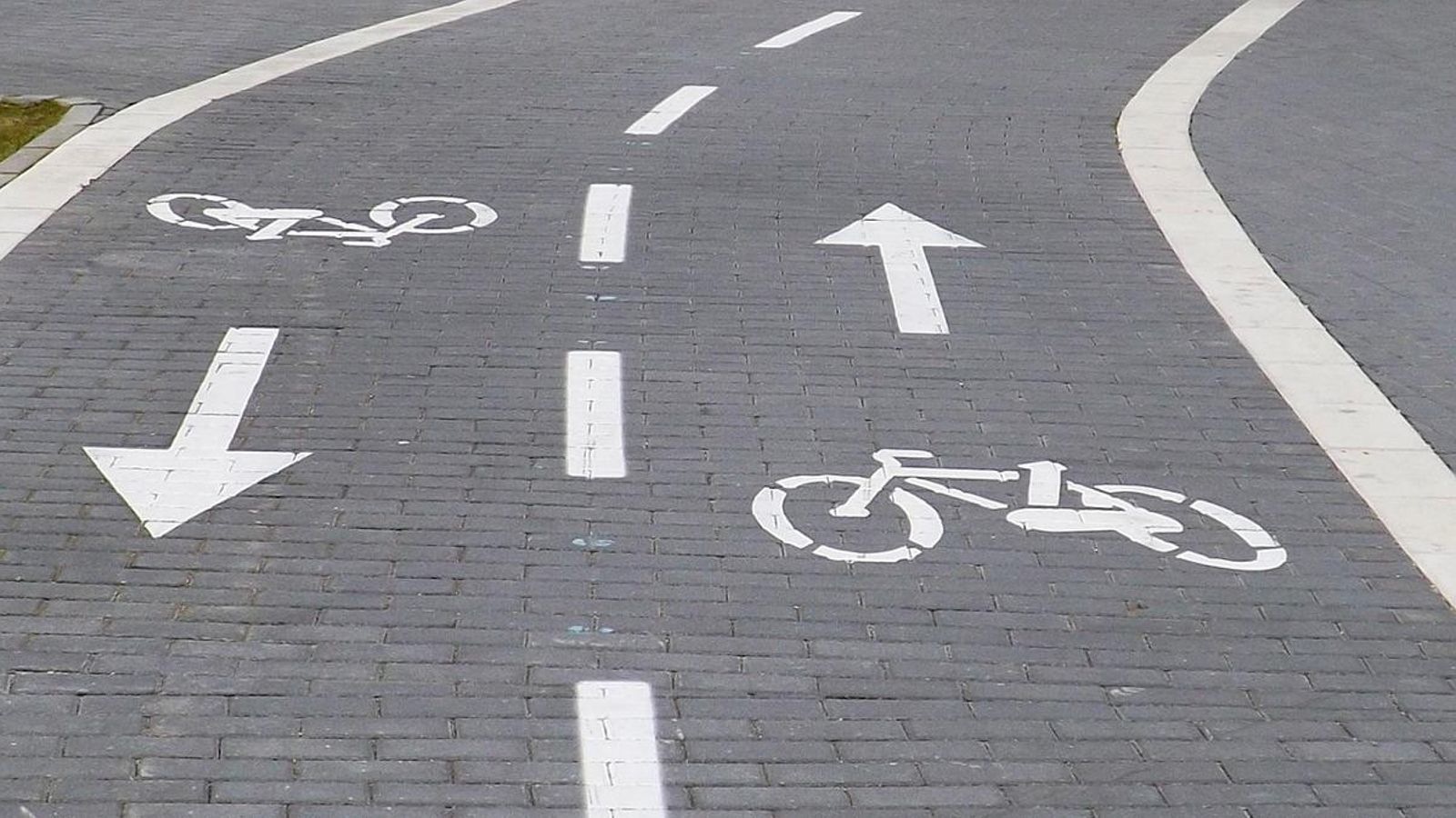 2.300 quilòmetres més de carril bici per a vertebrar la Comunitat Valenciana a dues rodes