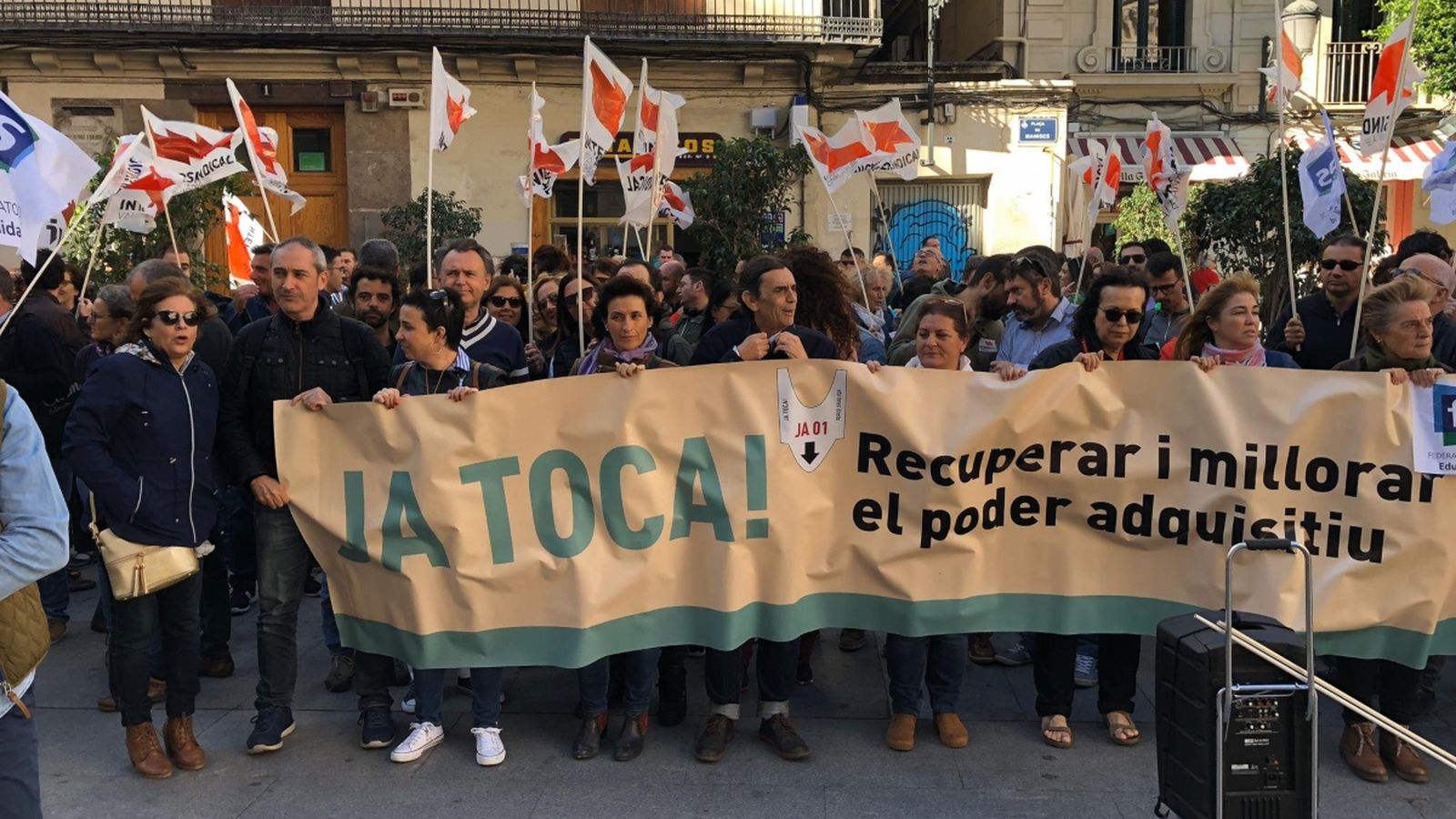 El sindicat Intersindical Valenciana ha reivindicat aquest dimecres la recuperació del poder adquisitiu dels treballadors públics