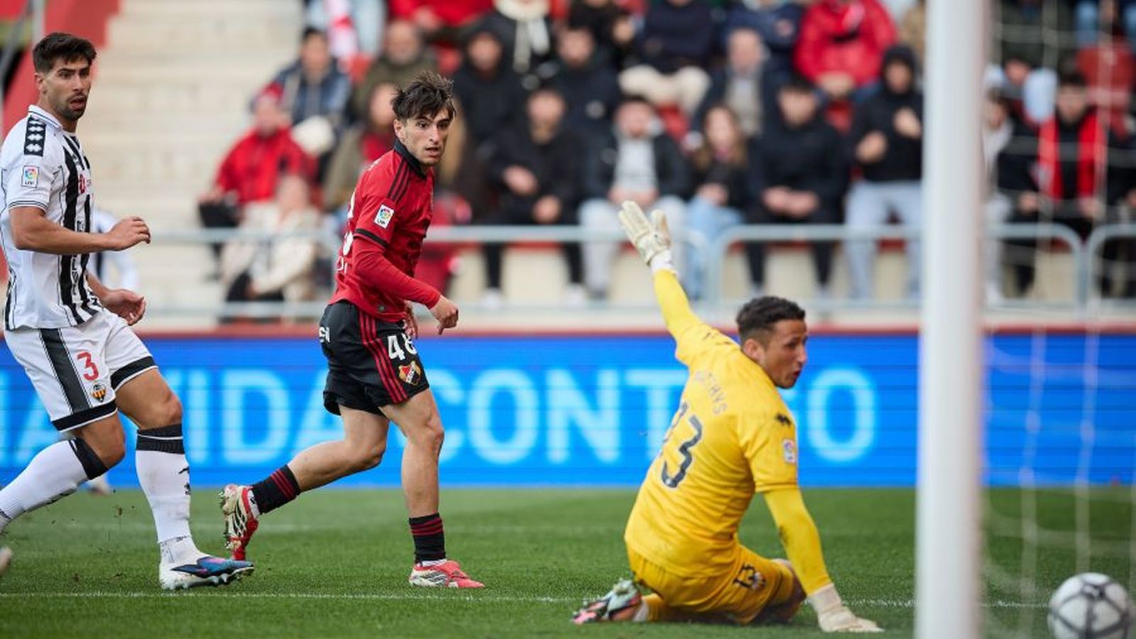 Javi Hernández ha marcat l'empat definitiu