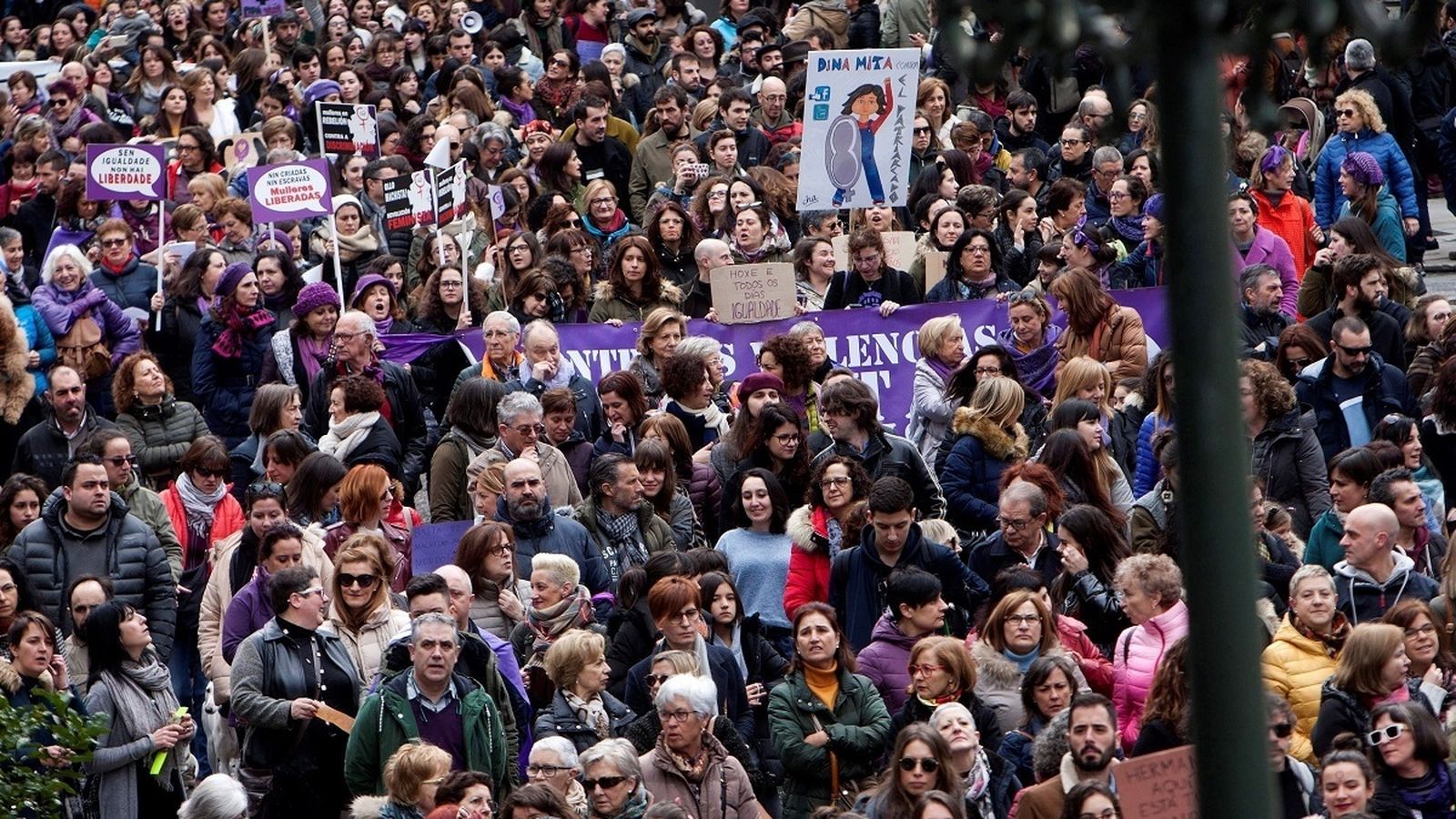 Una de les manifestacions multitudinàries que es va convocar arran de la primera sentència contra La Manada