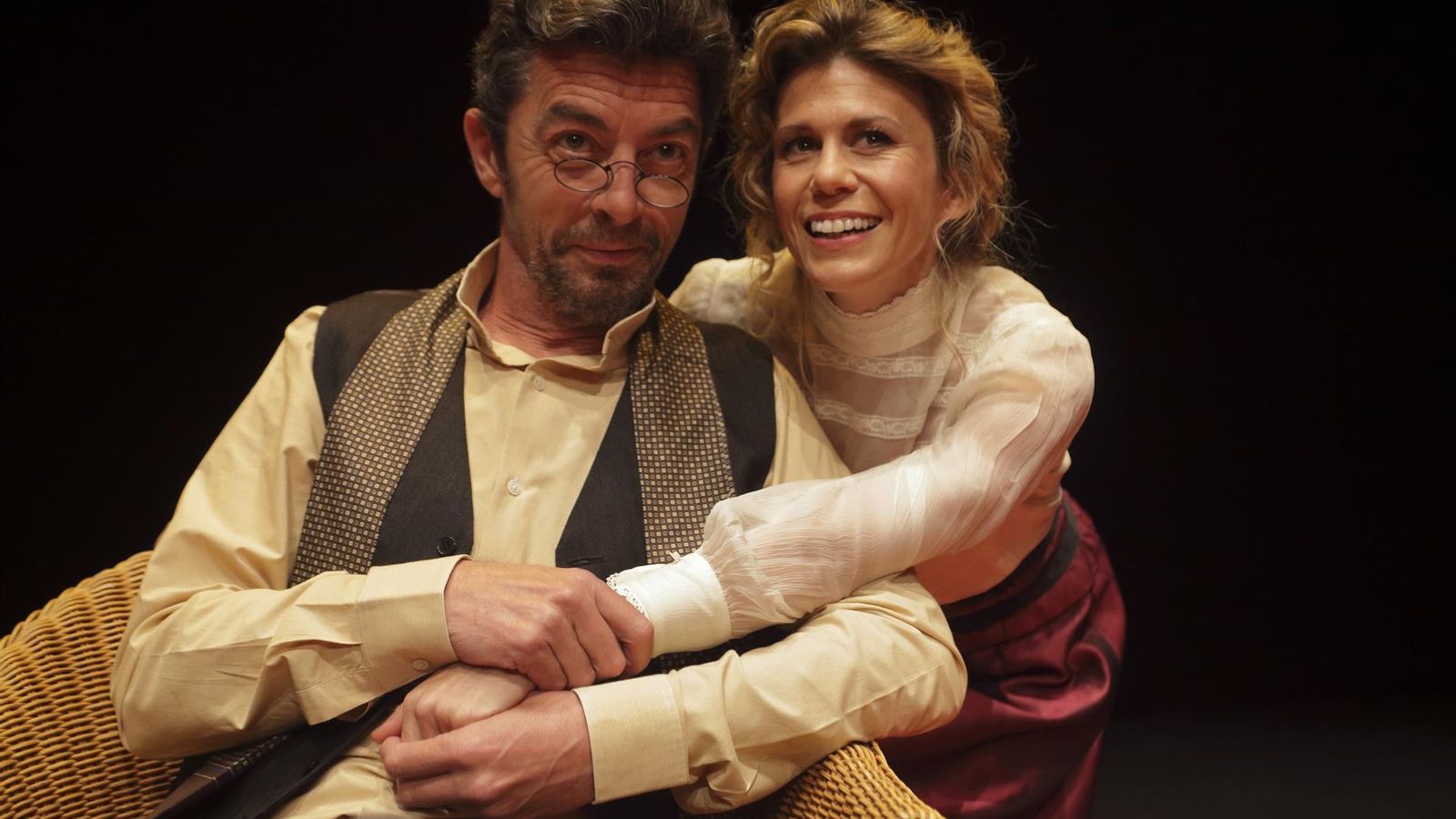 Protagonistes de 'Tu mano en la mía'