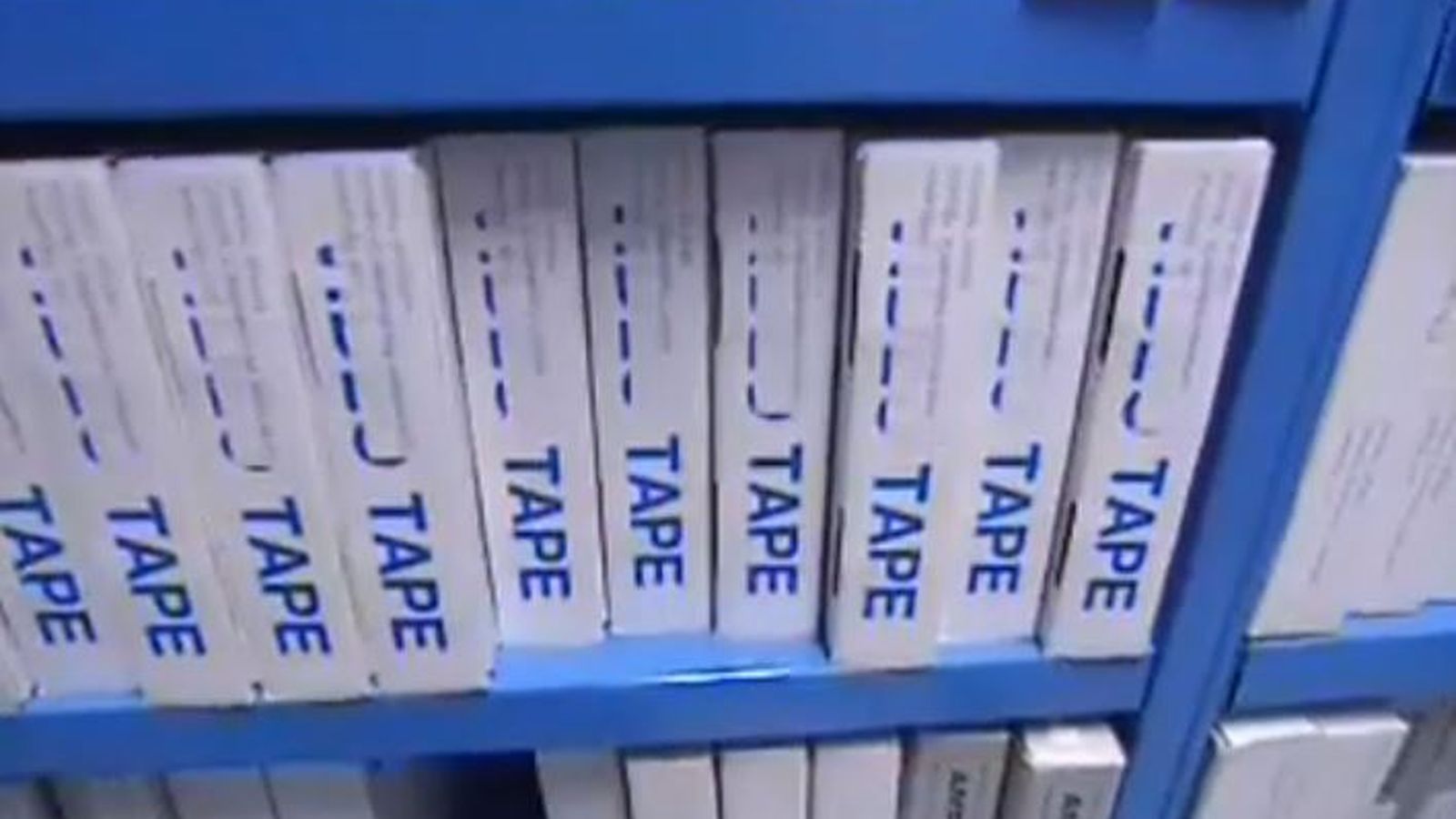 Imatge de l'arxiu RTVV amb les prestageries plenes de cintes