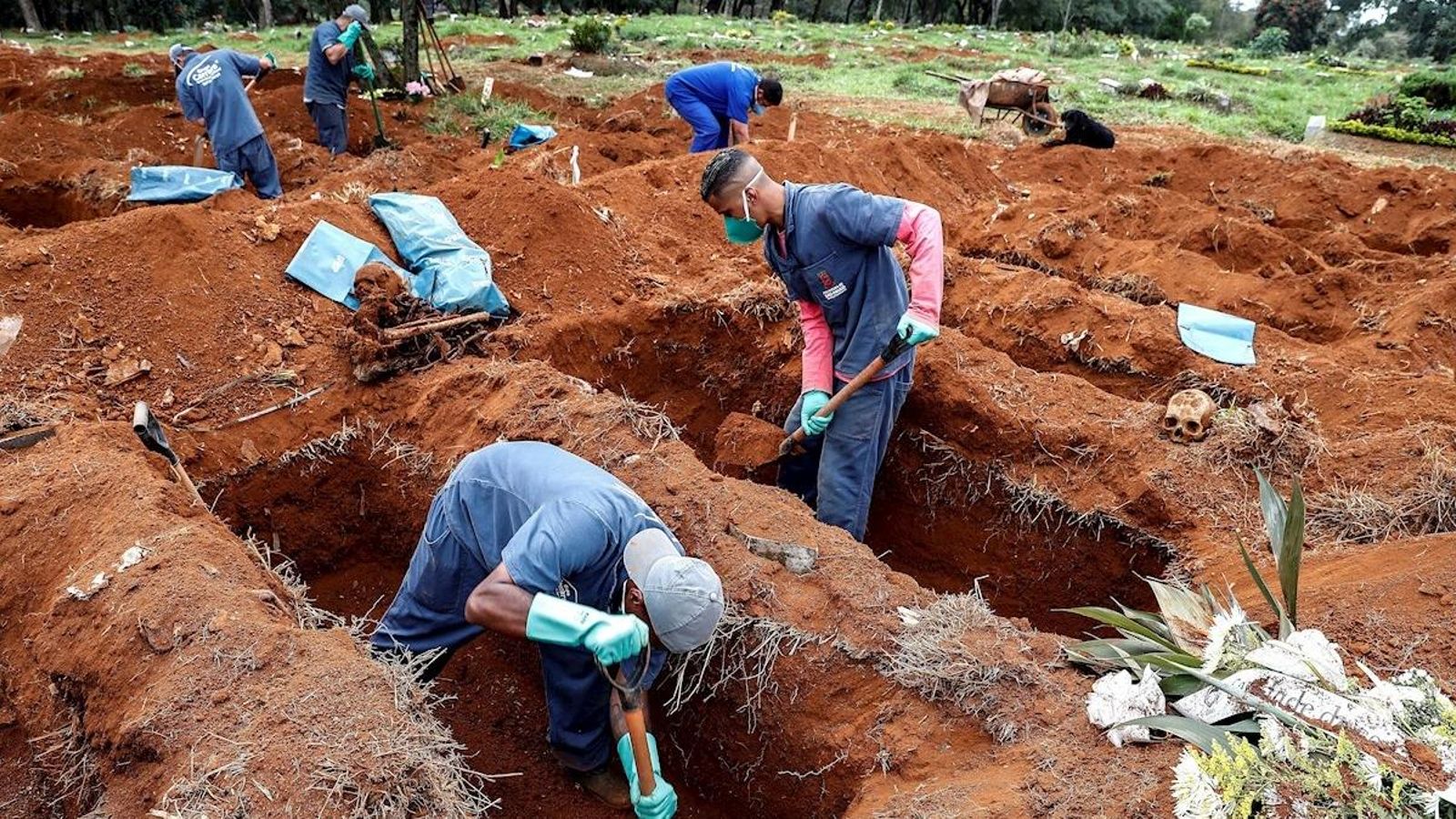 Obrin noves fosses al cementeri de Vila Formosa (Sao Paulo), el més gran de l'Amèrica Llatina