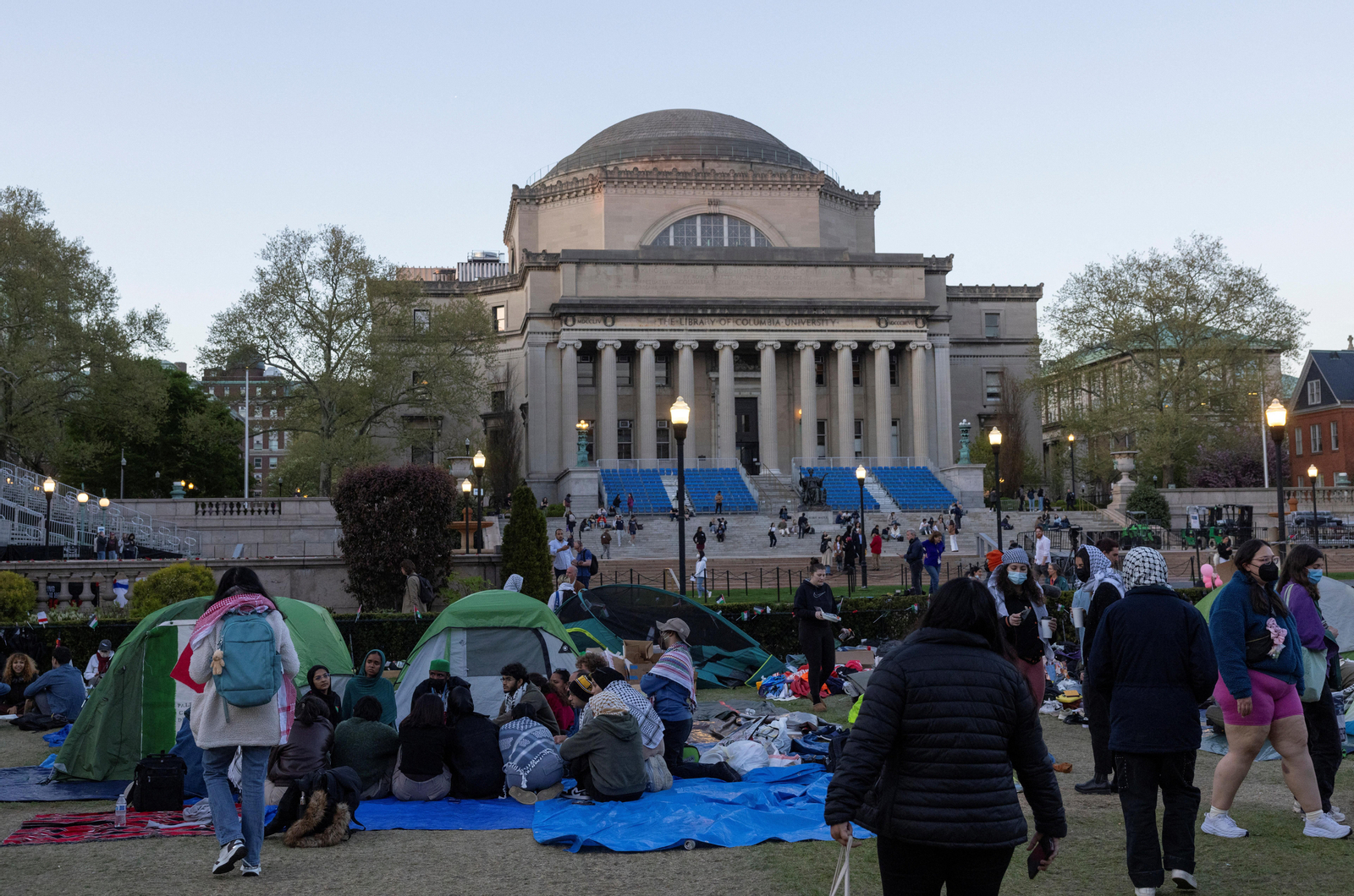 En imatge, un dels campaments propalestins instal·lats a la Universitat de Colúmbia de Nova York