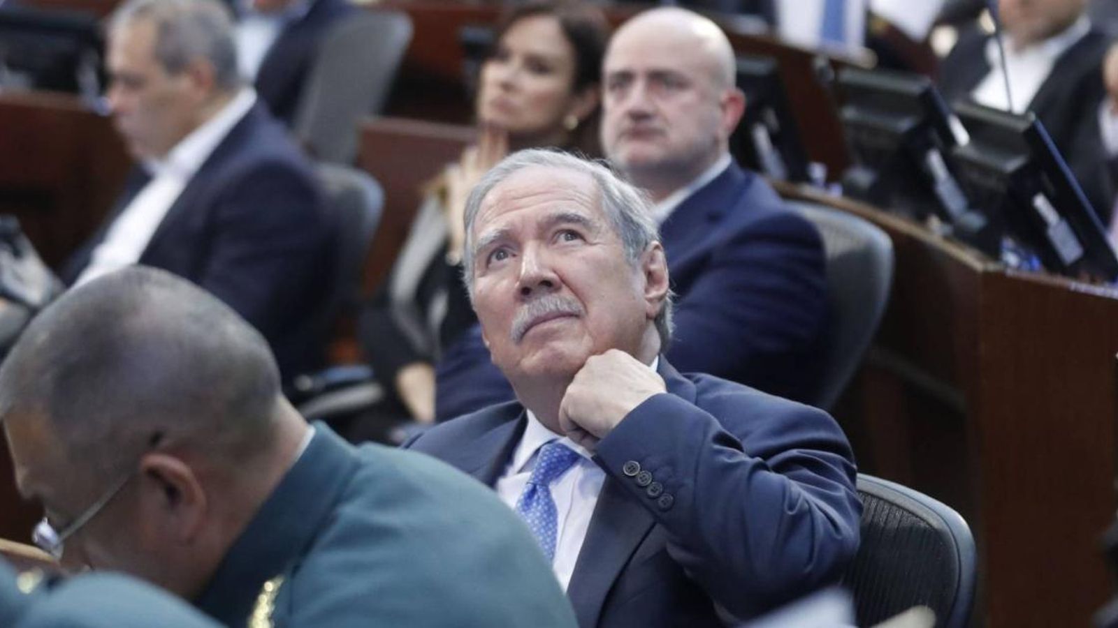 Guillermo Botero, aquest dimarts al Senat de Colòmbia