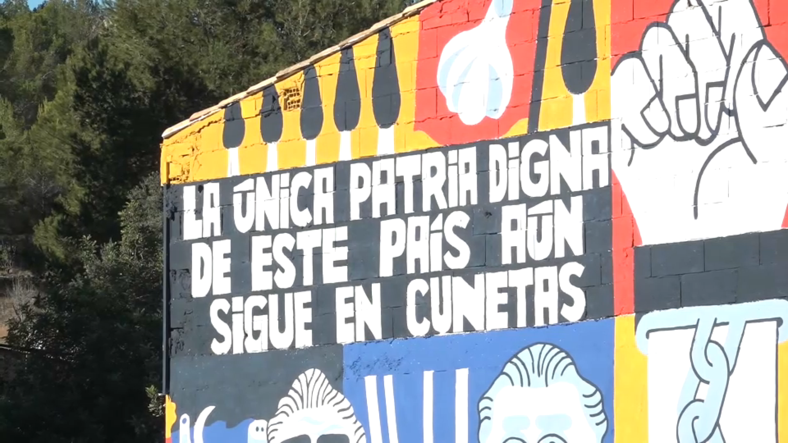 L'Ajuntament de Fanzara ha aprovat l'ordenança després del malestar generat entre els veïns per aquest mural amb missatge polític