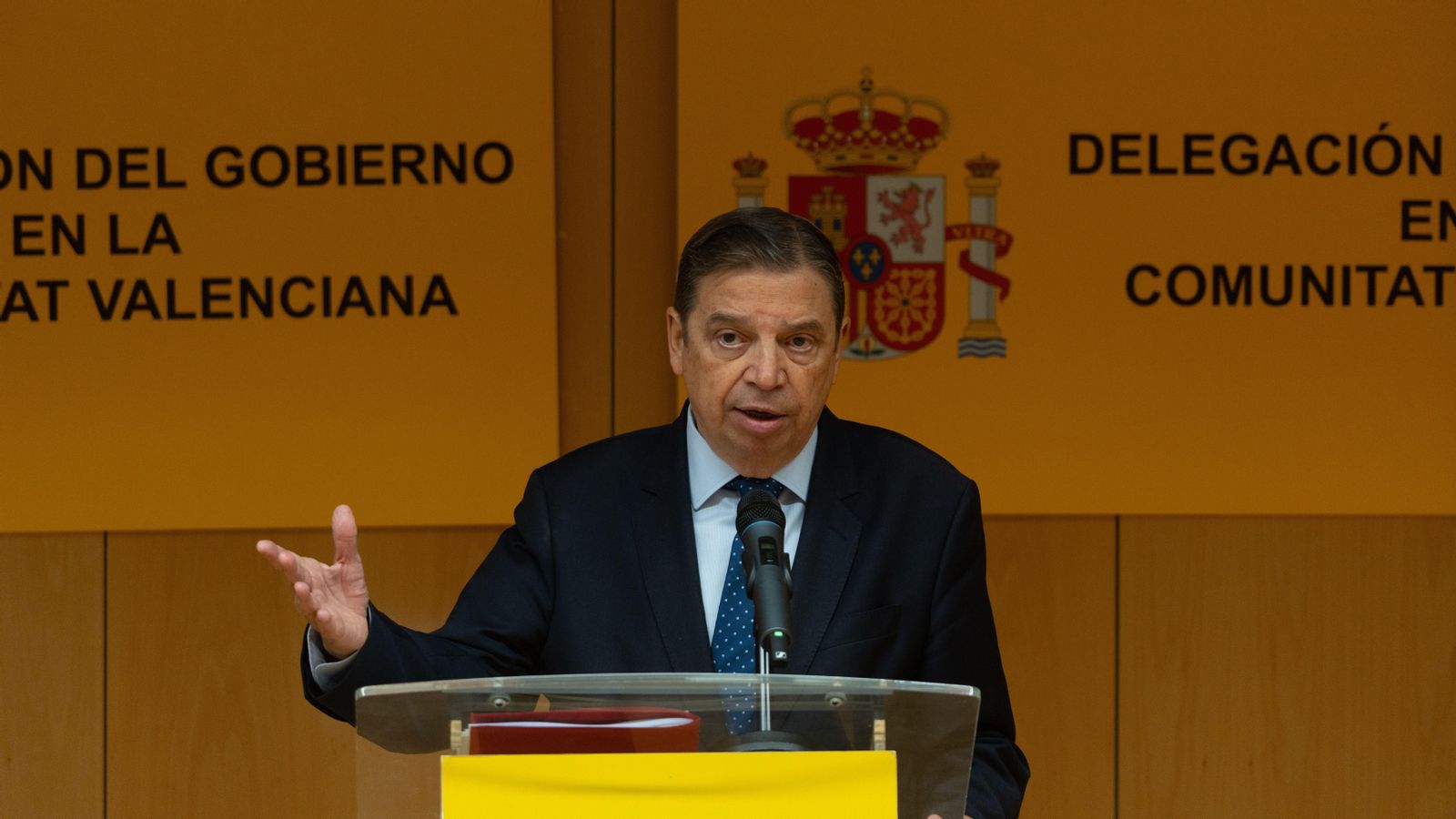 Roda de premsa del ministre d'Agricultura, Luis Planas, a València