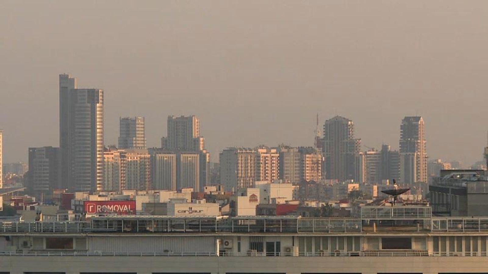 VÍDEO | El coronavirus fa descendir la contaminació de València un 66%