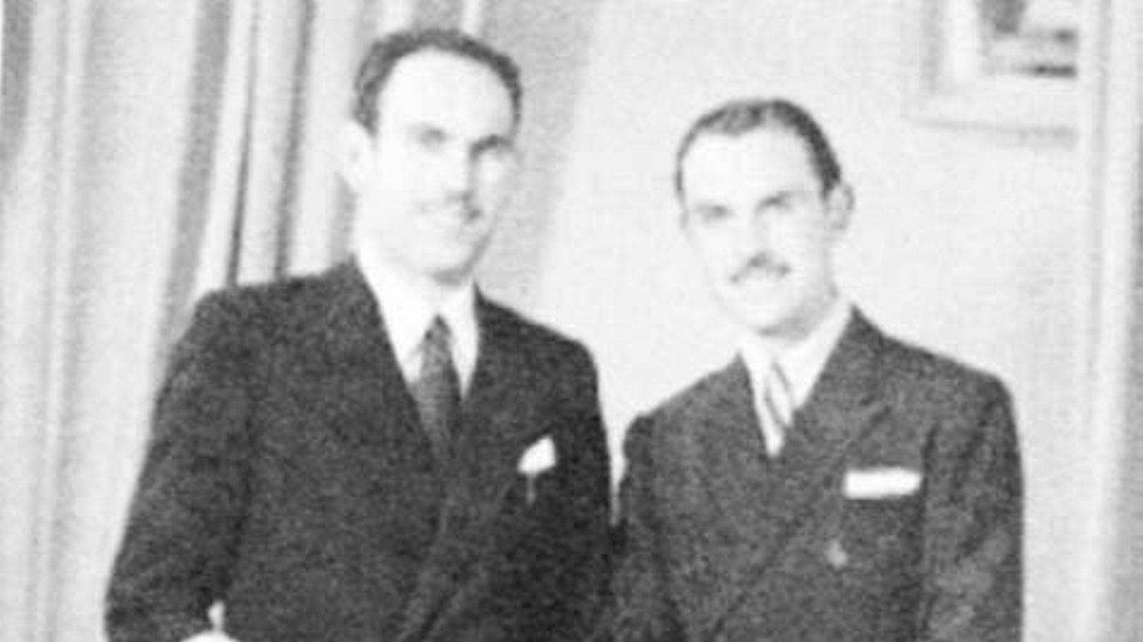 Josep Almudéver, a l’esquerra, amb el seu germà Vicent. Josep Almudéver, a l’esquerra, amb el seu germà Vicent.