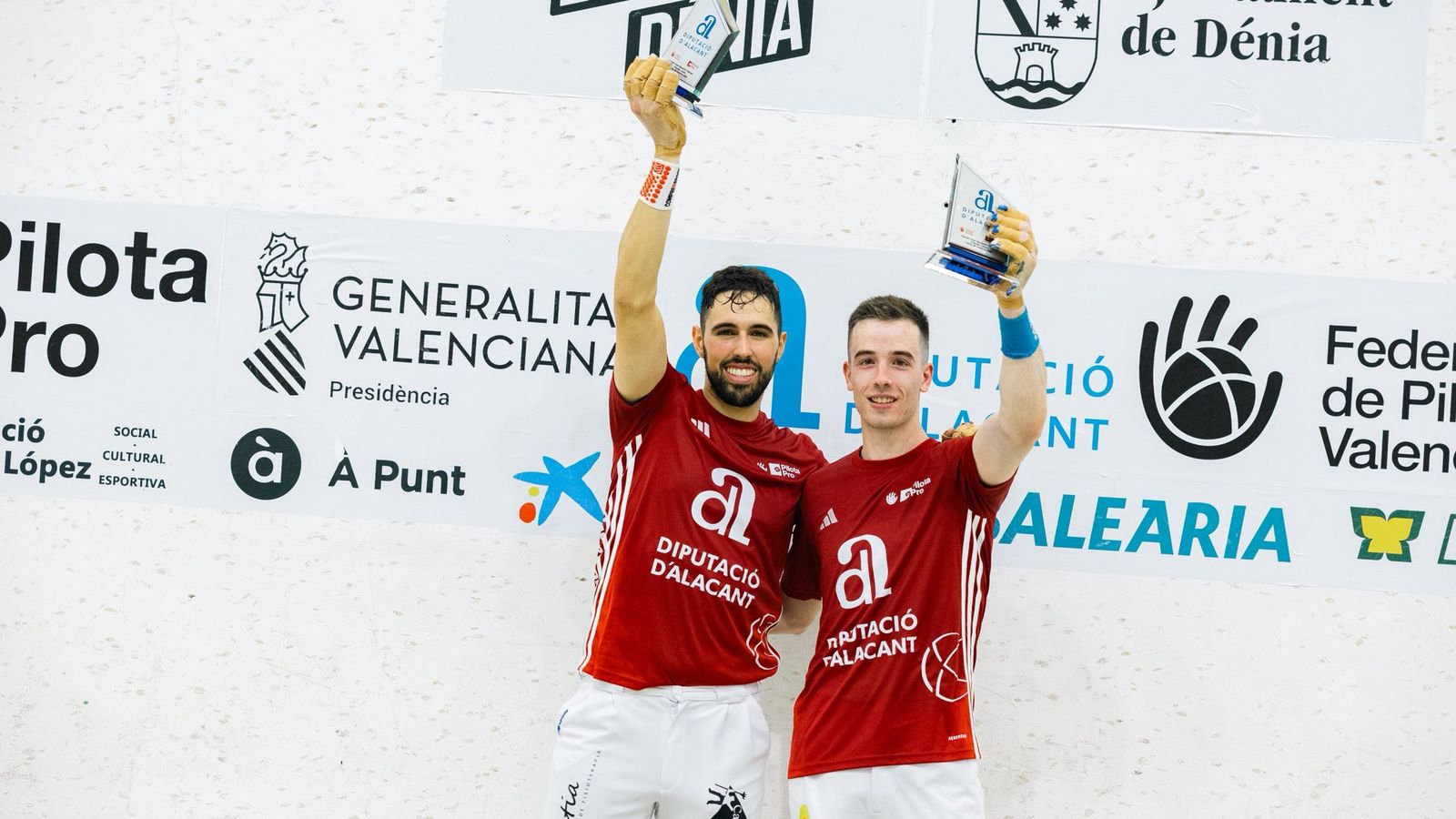 Salva Palau i Gimeno, campions del Diputació d'Alacant