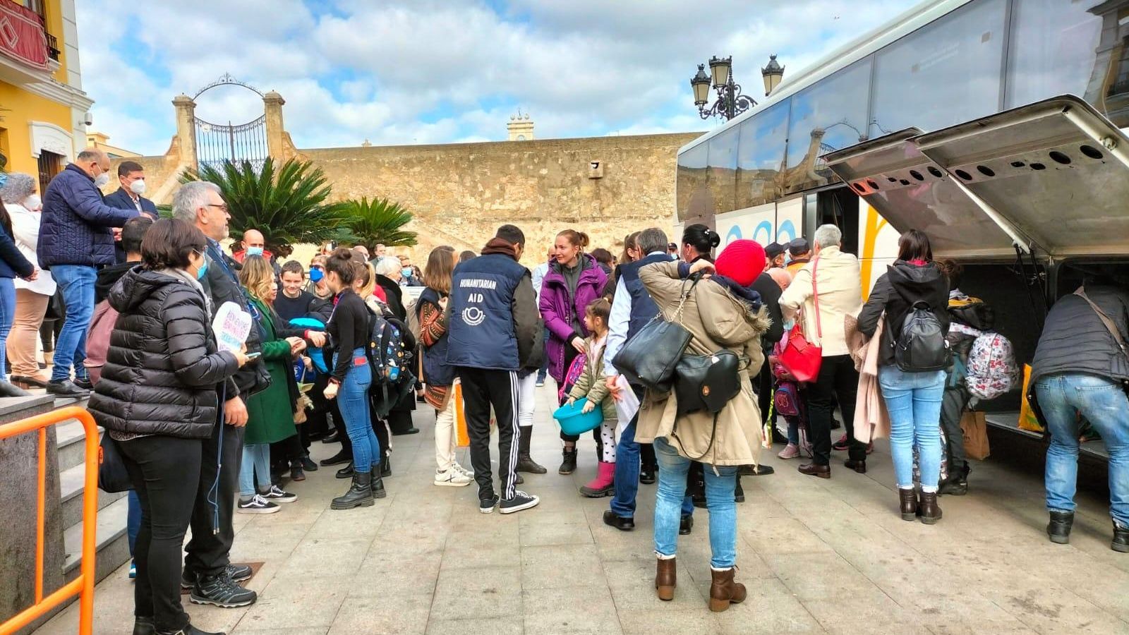 Autobús amb refugiats ucraïnesos que ha arribat a Burjassot