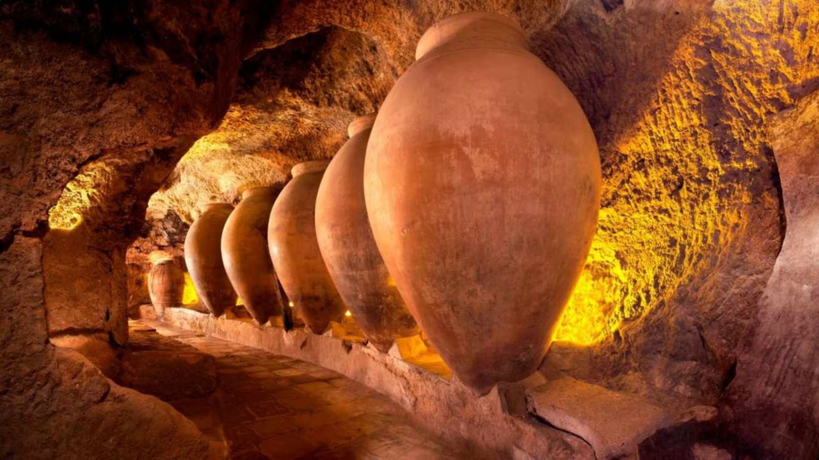 Detall de l'interior de les Cuevas de la Vila de Requena