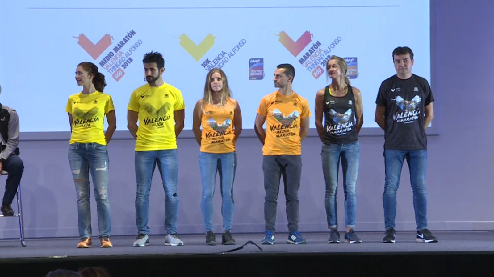 Presentació de les equipacions d'enguany.