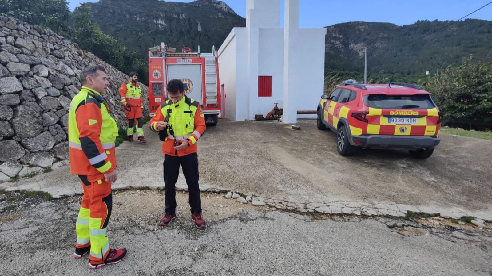 Helicòpter que participa en el dispositiu de recerca a Favara