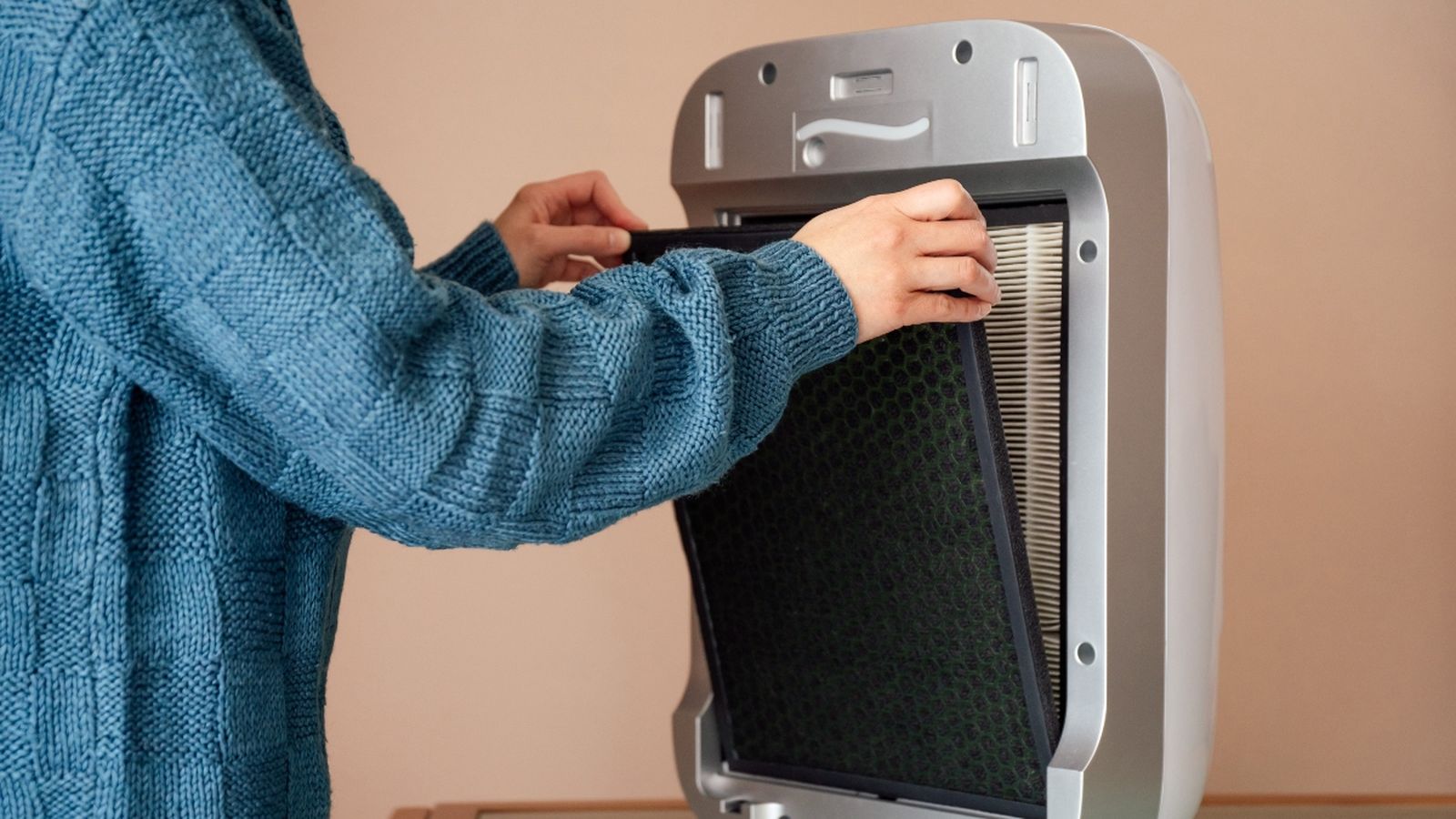 VÍDEO | Què és un filtre HEPA i per què és efectiu per a eliminar la Covid-19 de l'aire
