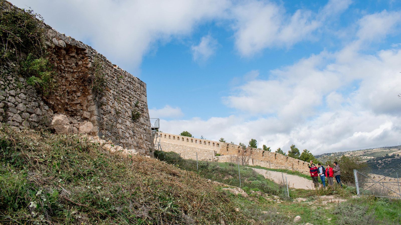 El castell de Morella pateix despreniments en la muralla a causa de les tempestes