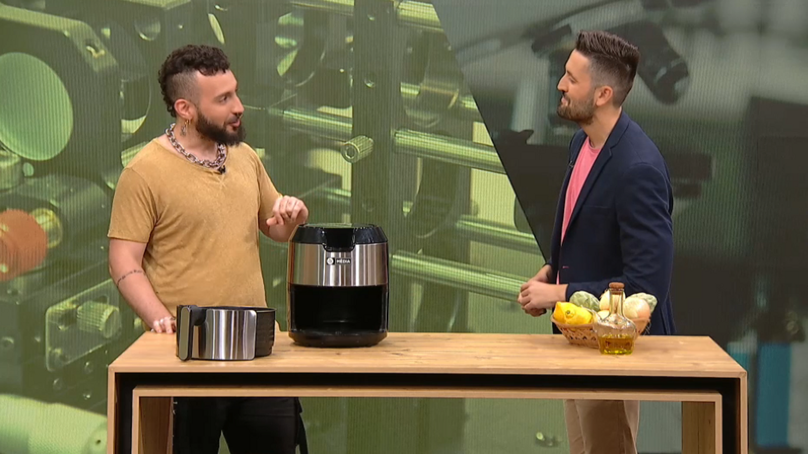 El físic i divulgador Arcadi García en 'La via verda'